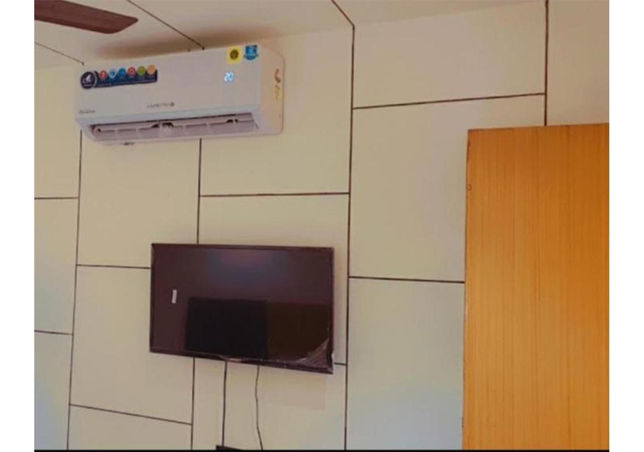 Shree Murlidhar Guest House Σουράτ Εξωτερικό φωτογραφία