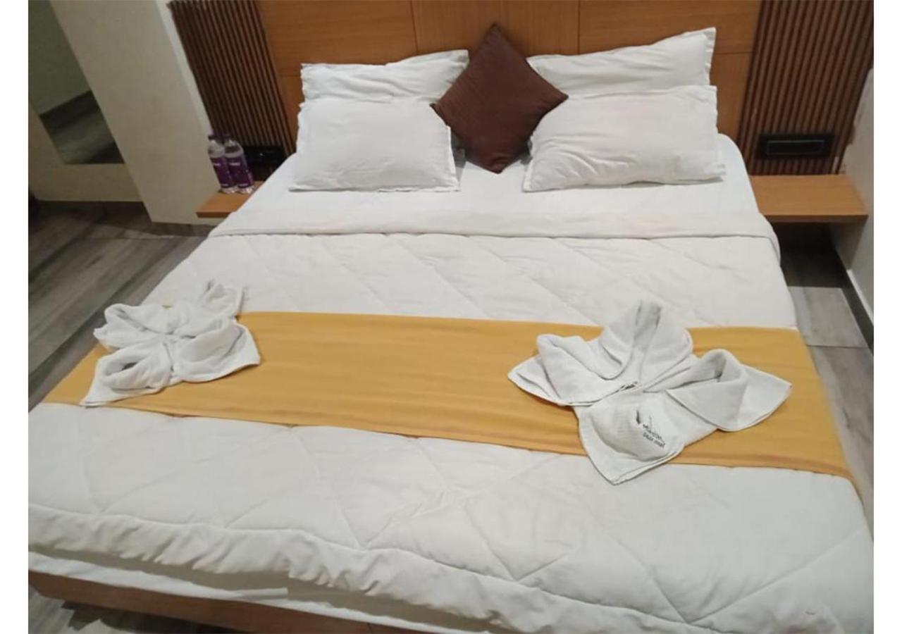 Shree Murlidhar Guest House Σουράτ Εξωτερικό φωτογραφία